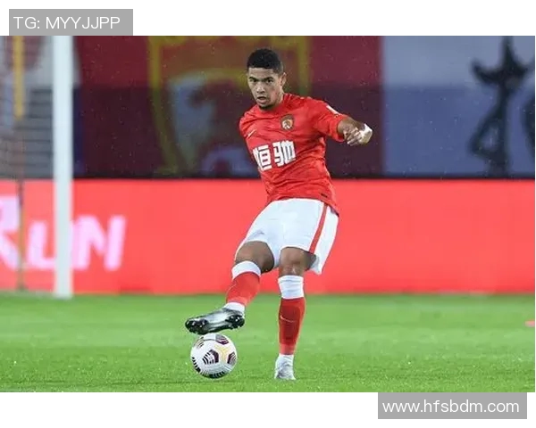 深圳足球队进攻表现分析与得失总结探讨