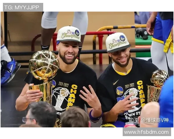 激情四溢 NBA总决赛激战正酣 谁将笑到最后捧起总冠军奖杯